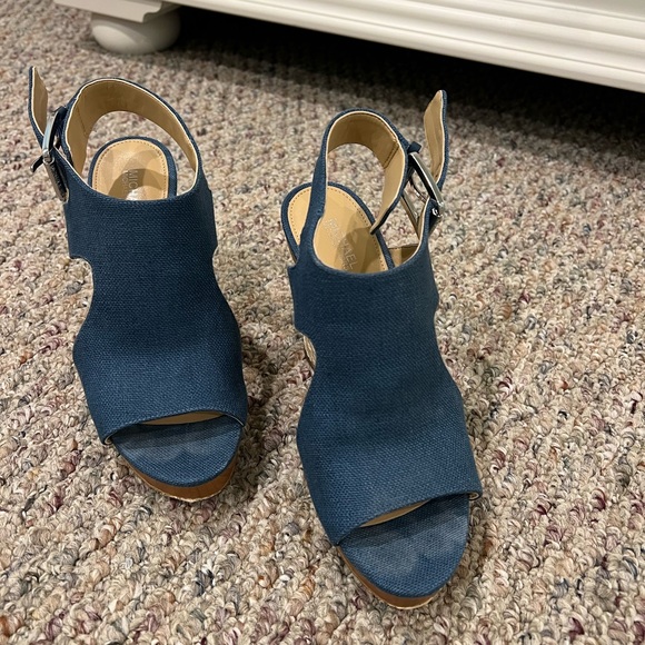 Denim heels - Picture 2 of 6